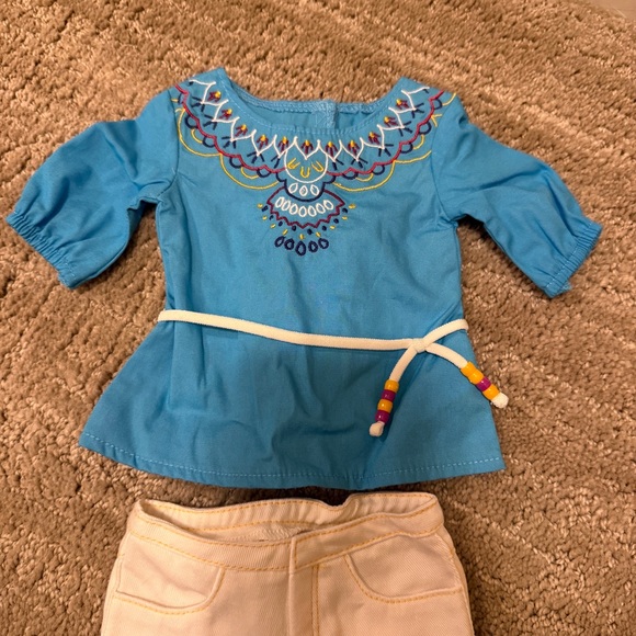 American Girl Doll Saige Picnic Tunic Outfit GOTY 2013 plus Gold Boots - Picture 4 of 7